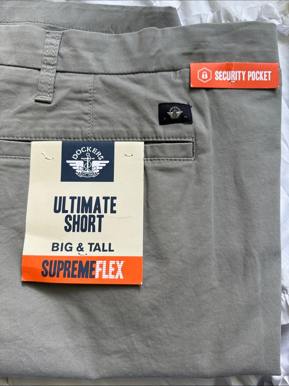 Dockers Men's Flat-Front Shorts in Light Olive